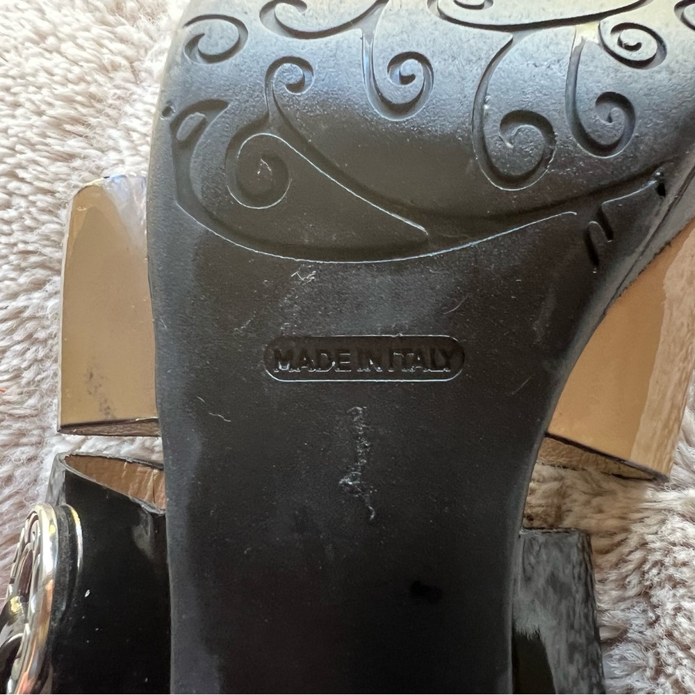 Brighton Women’s Heals, Size 8.5 - Picture 10 of 10